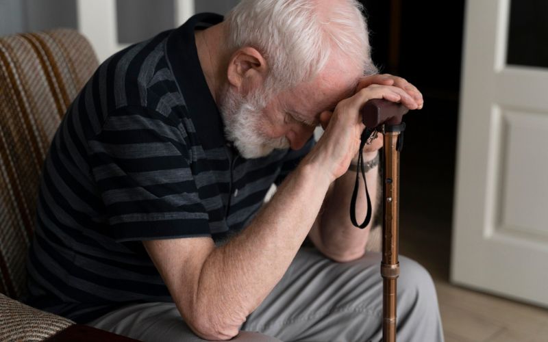 Triệu chứng sớm nhất của bệnh Parkinson xảy ra ở hệ thần kinh ruột, phần dưới não và khứu giác